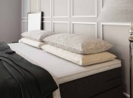 Boxspringbett Headless King marineblau