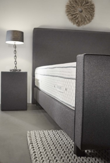 Serta Classico Boxspringbett mit Matratze